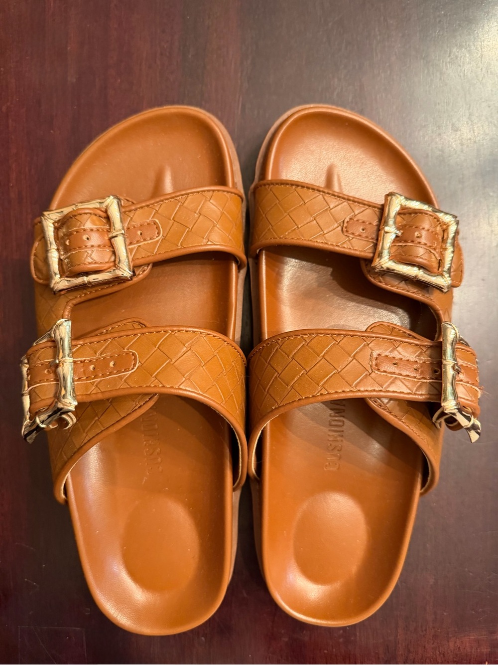 Cushionaire Loft Quilted Cognac Double Buckle Slide Sandals Size 7.5 - Picture 3 of 9